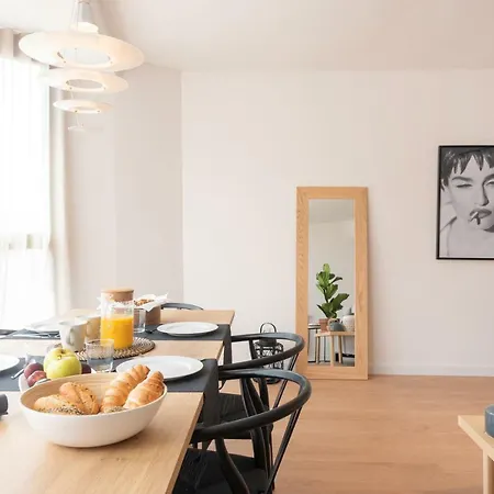 Petit Luxe L'atic Apartment Terrassa