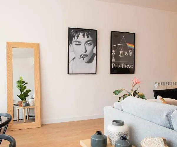 Petit Luxe L'atic Lägenhet Terrassa